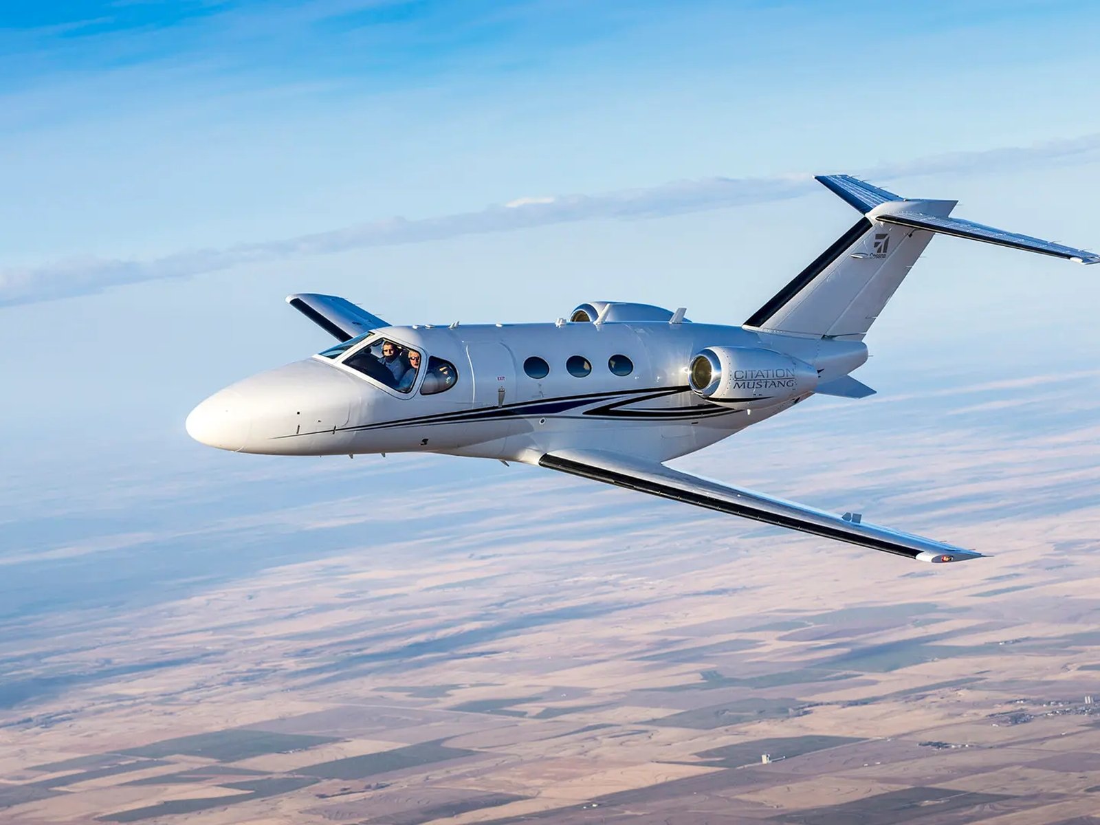 Private jet exterior photo