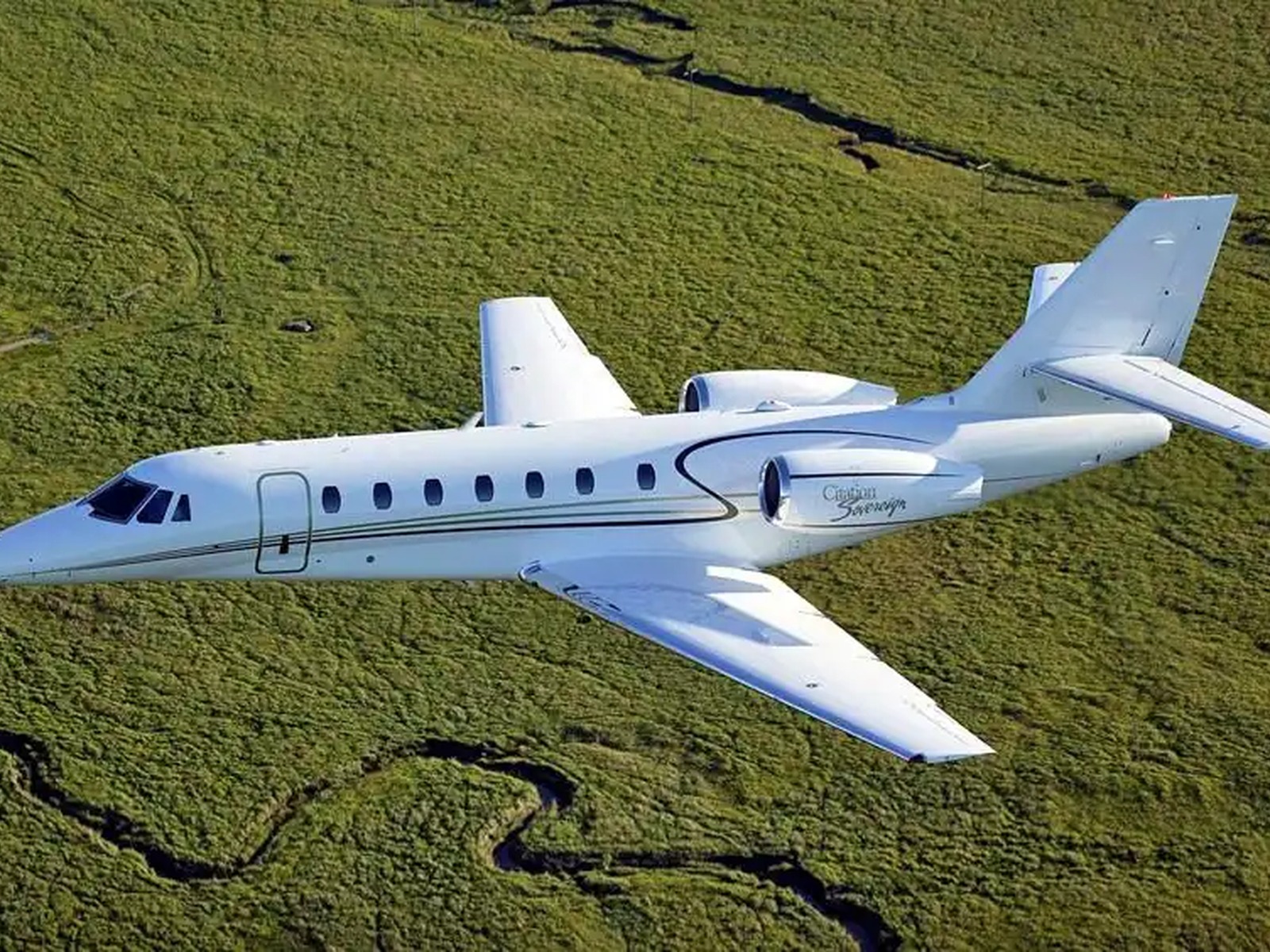 Private jet exterior photo