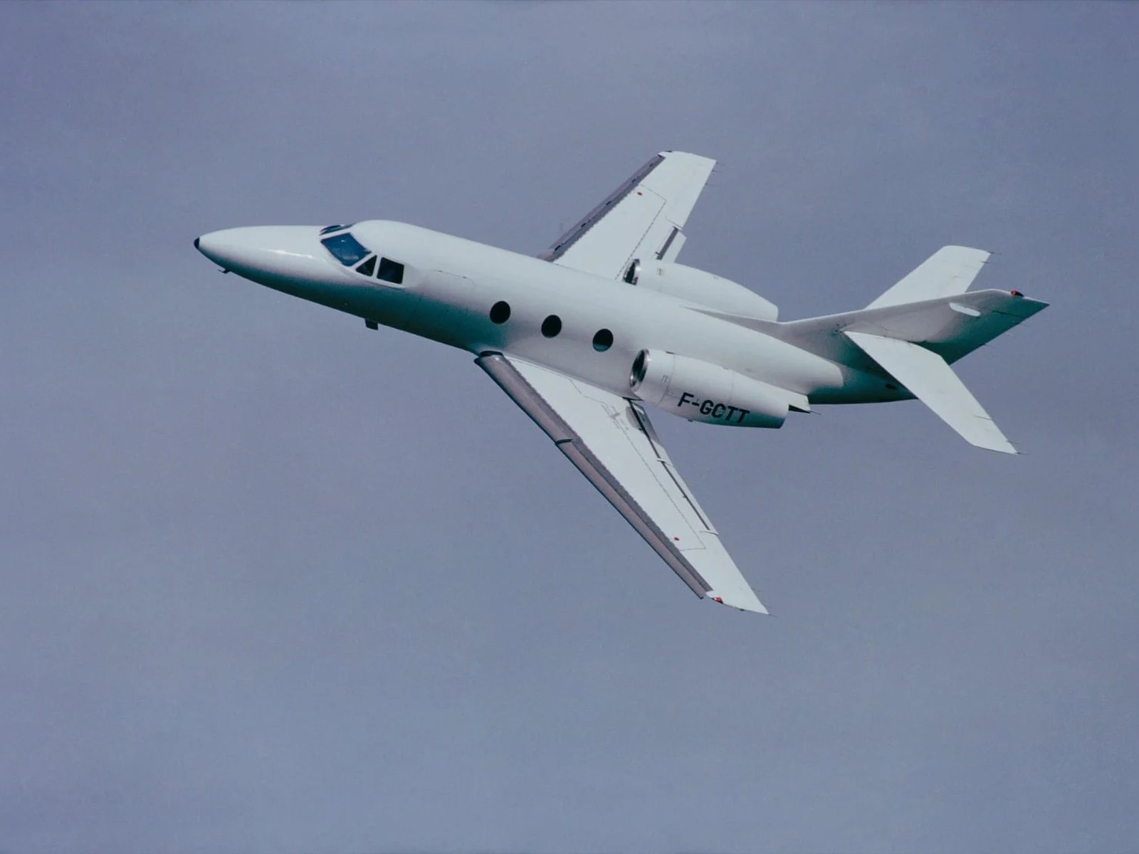 Private jet exterior photo