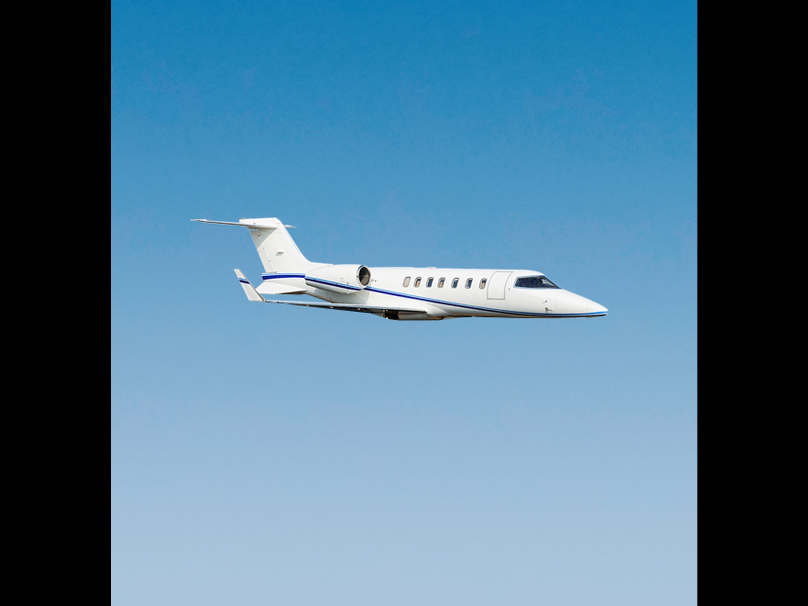 Exterior of Learjet 40