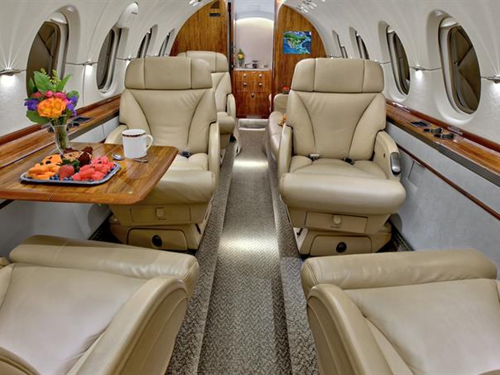 Interior of Hawker 750XP